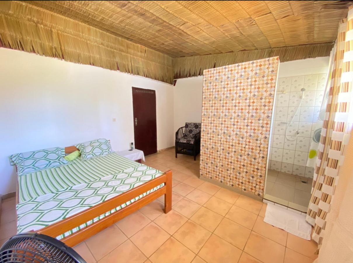 Le Dona Kribi Hotel Exterior photo
